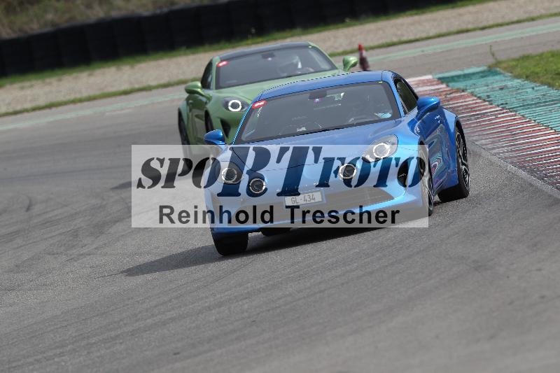 /Archiv-2022/58 30.08.2022 Caremotion  Auto Track Day ADR/Gruppe rot/36